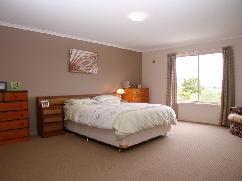 6 Passmore Avenue, Port Noarlunga SA 5167