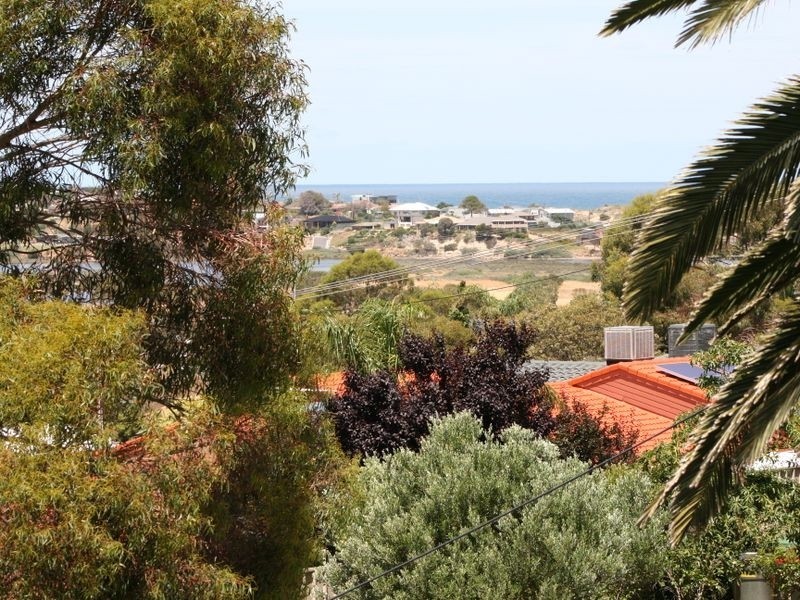 6 Passmore Avenue, Port Noarlunga SA 5167