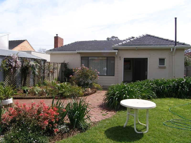 5 Lavinia Street, Hove SA 5048