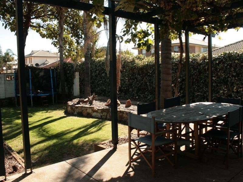 70 Cedar Ave, Brighton SA 5048