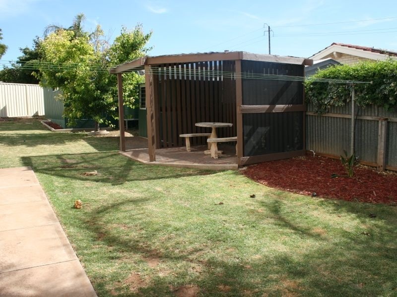 2 Synnett Court, Seaview Downs SA 5049