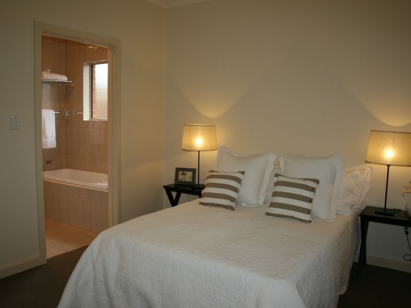 17 Ailsa Avenue, Warradale SA 5046