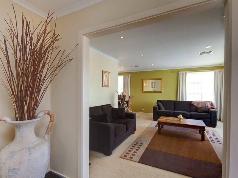 4 Greenbank Close, O’halloran Hill SA 5158