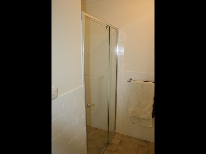 2/5 Strathmore Tce, Brighton SA 5048