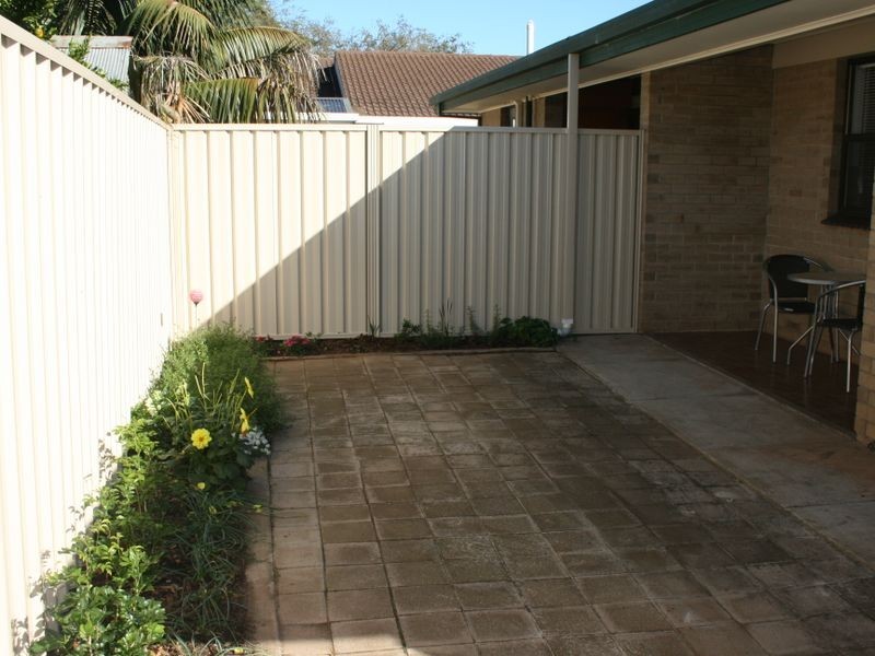 2/5 Strathmore Tce, Brighton SA 5048