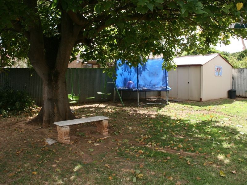 21 Sunshine Ave, Warradale SA 5046