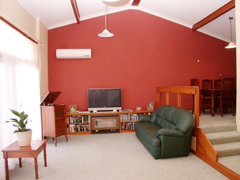 10 Calum Grove, Seacombe Heights SA 5047