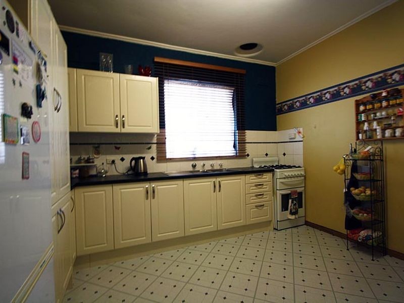 10 Clacton Road, Dover Gardens SA 5048