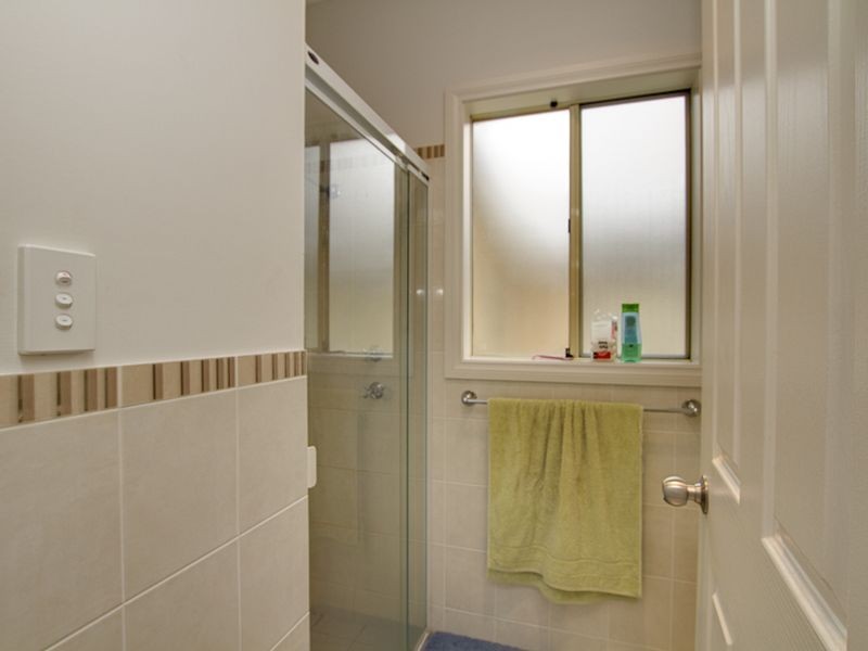 8A White Cresent, Seacombe Gardens SA 5047