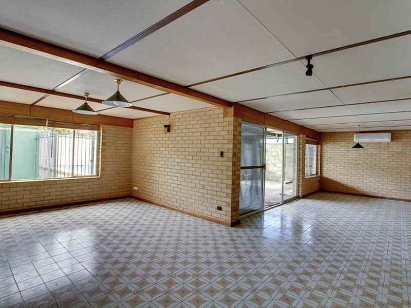 26 Ralph Street, Sturt SA 5047