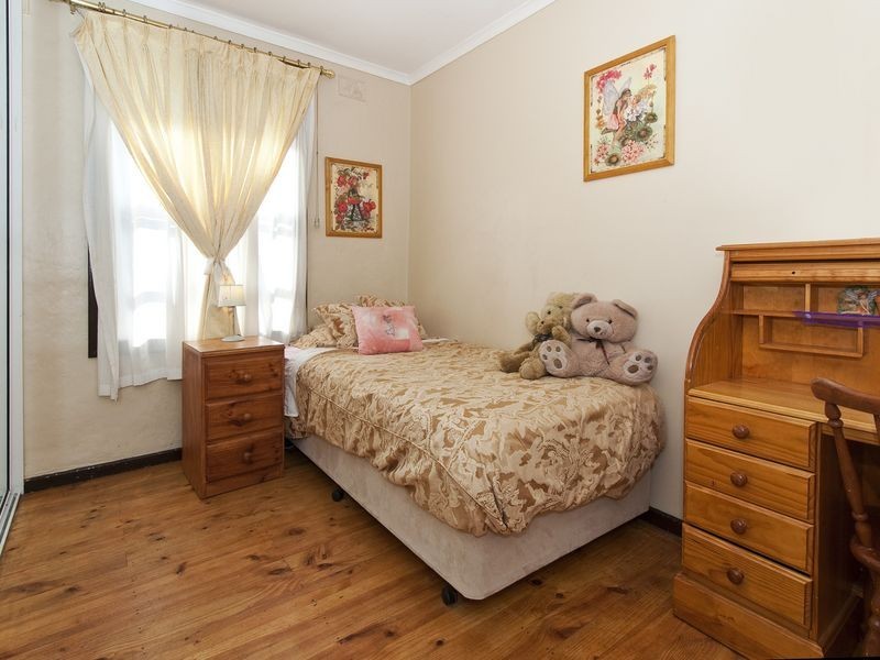 21 Ballara Avenue, Warradale SA 5046