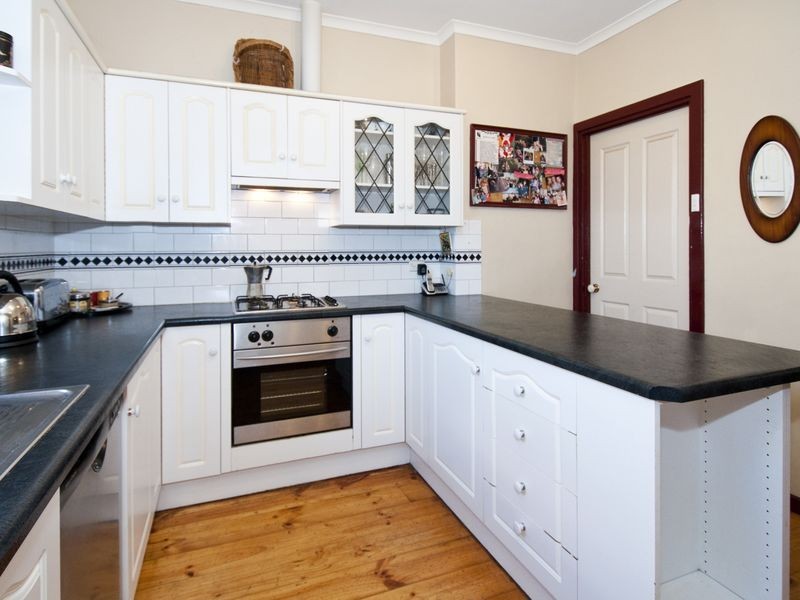 21 Ballara Avenue, Warradale SA 5046