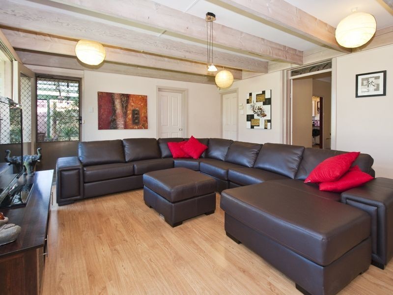 21 Ballara Avenue, Warradale SA 5046