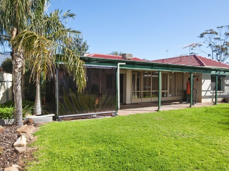 21 Ballara Avenue, Warradale SA 5046