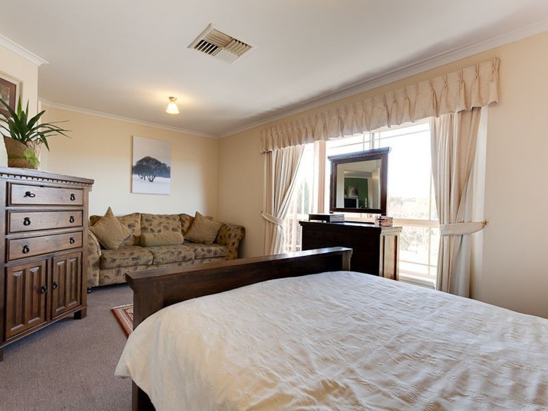 20 Charles Tank Drive, Sheidow Park SA 5158