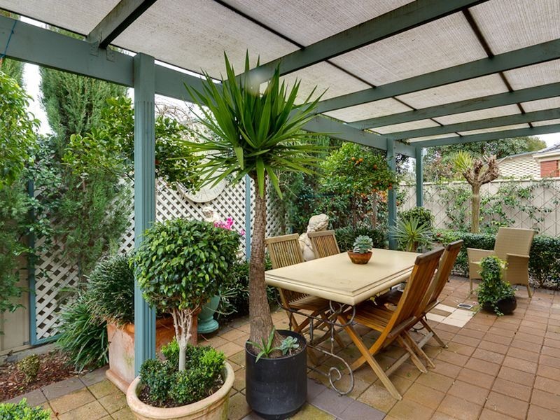 1 Maesbury Circuit, Sturt SA 5047