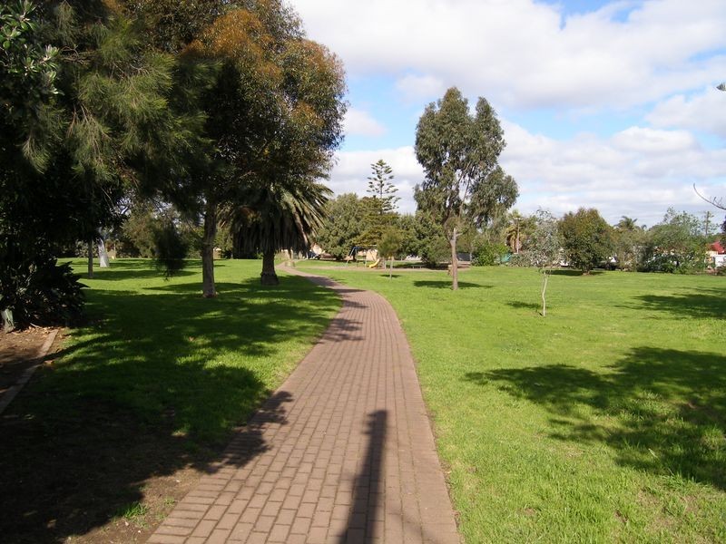 17 Quandong Street, North Brighton SA 5048