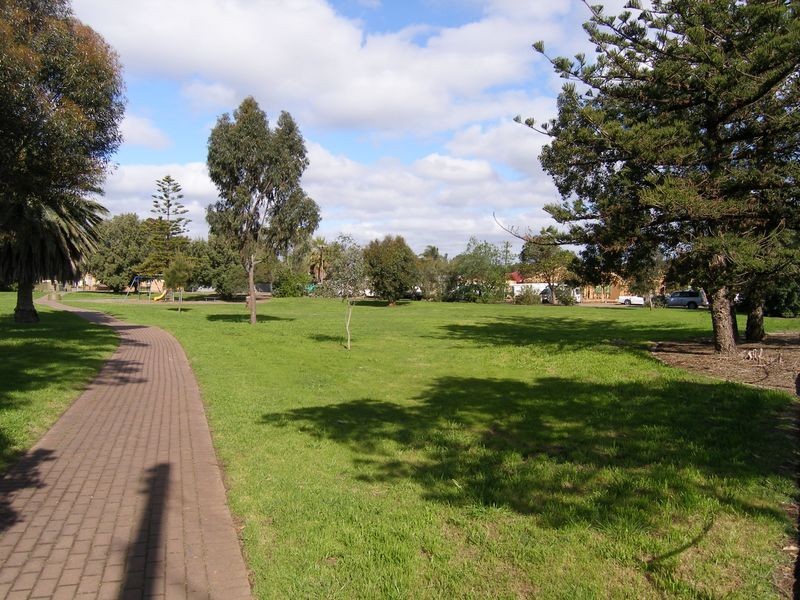 17 Quandong Street, North Brighton SA 5048