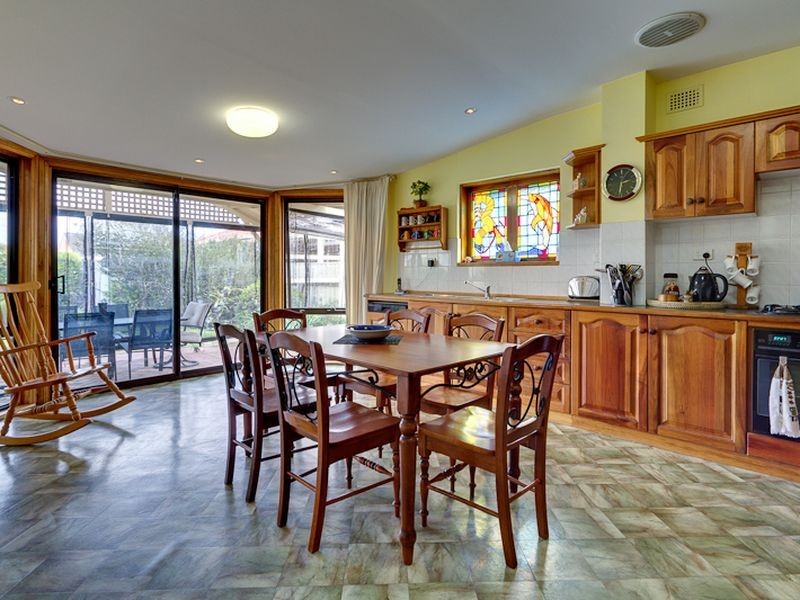 25 Lascelles Ave, Hove SA 5048