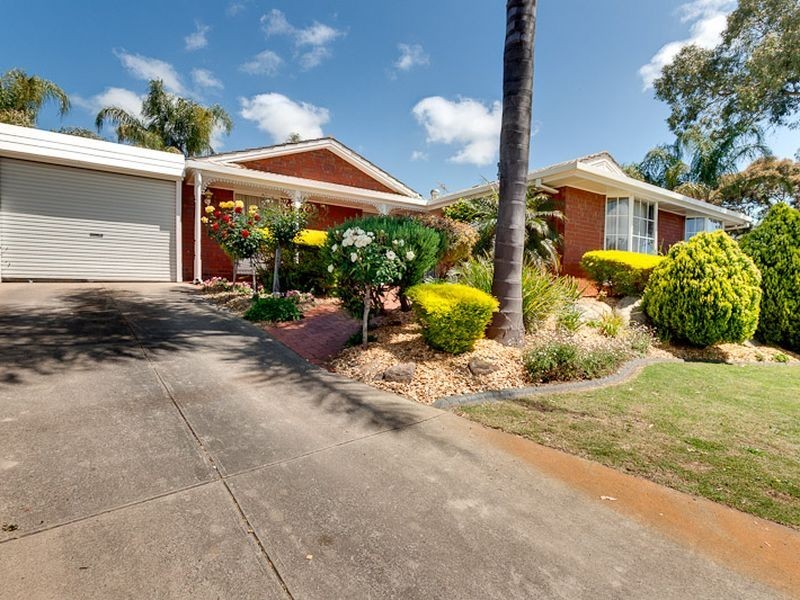13 Topaz Drive, Flagstaff Hill SA 5159