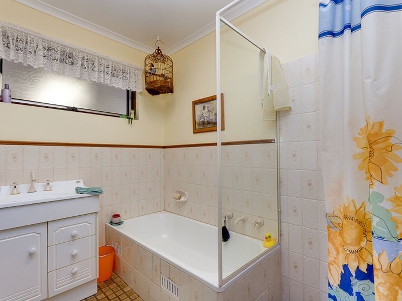 13 Topaz Drive, Flagstaff Hill SA 5159