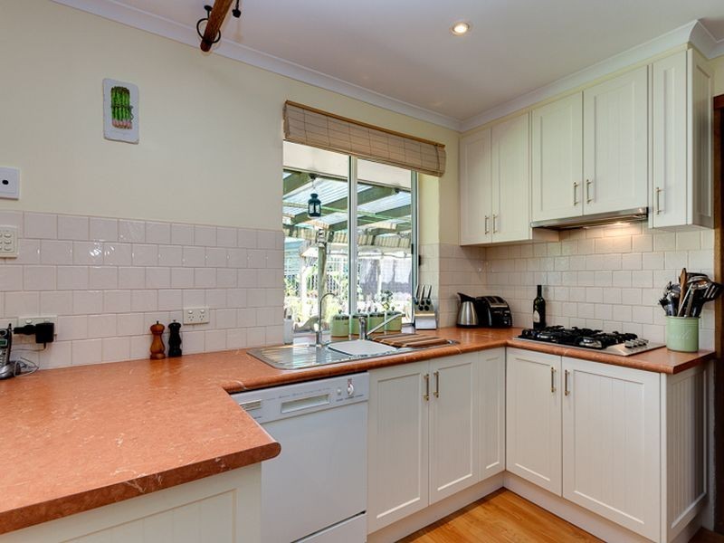 13 Topaz Drive, Flagstaff Hill SA 5159