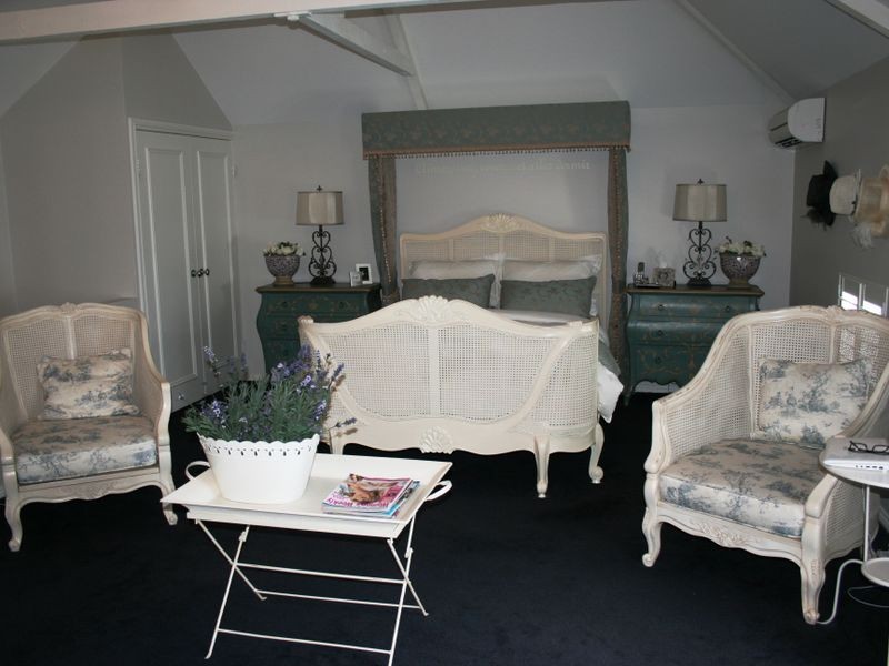 2A College Street, Glenelg SA 5045