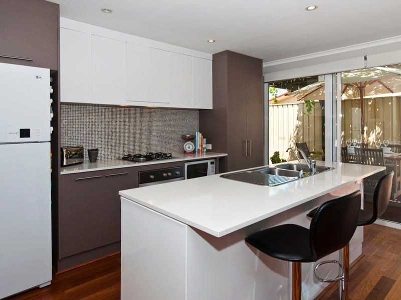 6 Kauri Parade, Seacliff SA 5049