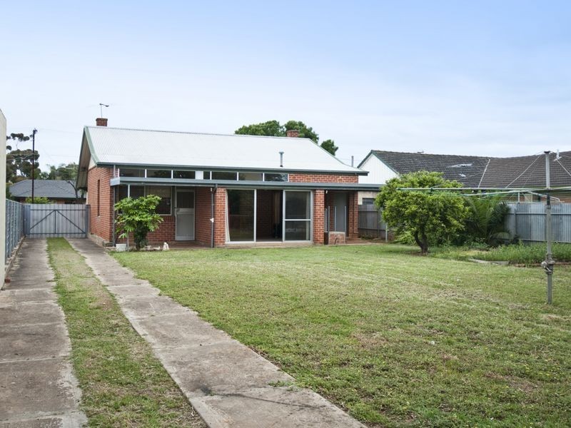 14 Kearnes Road, Oaklands Park SA 5046