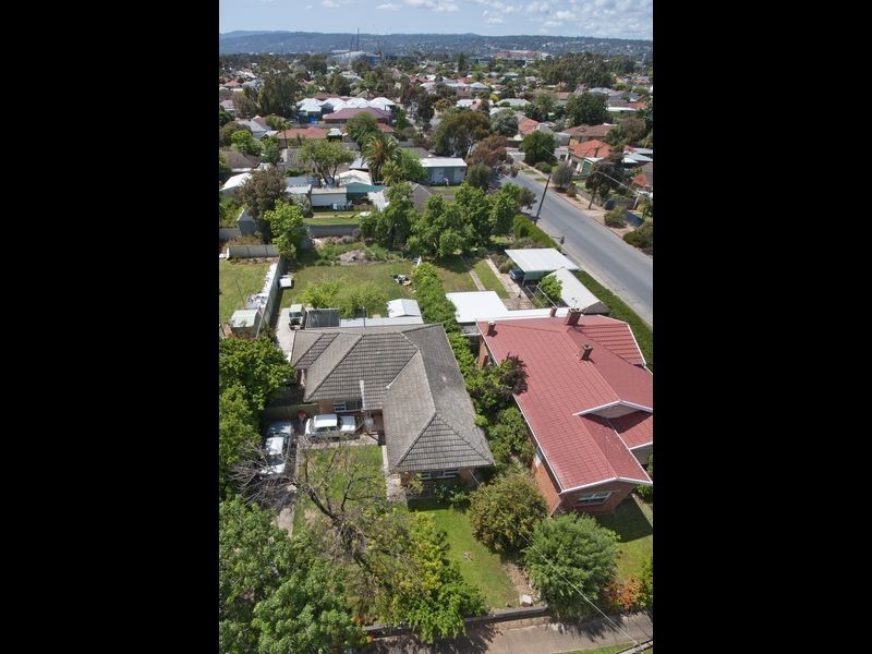 9 Winton Avenue, Warradale SA 5046