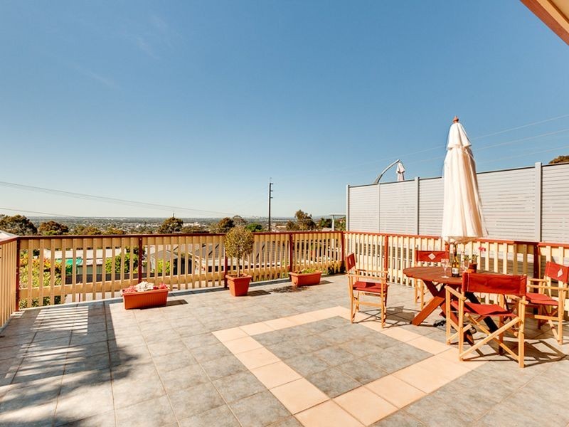 14 Sinclair Street, Seaview Downs SA 5049