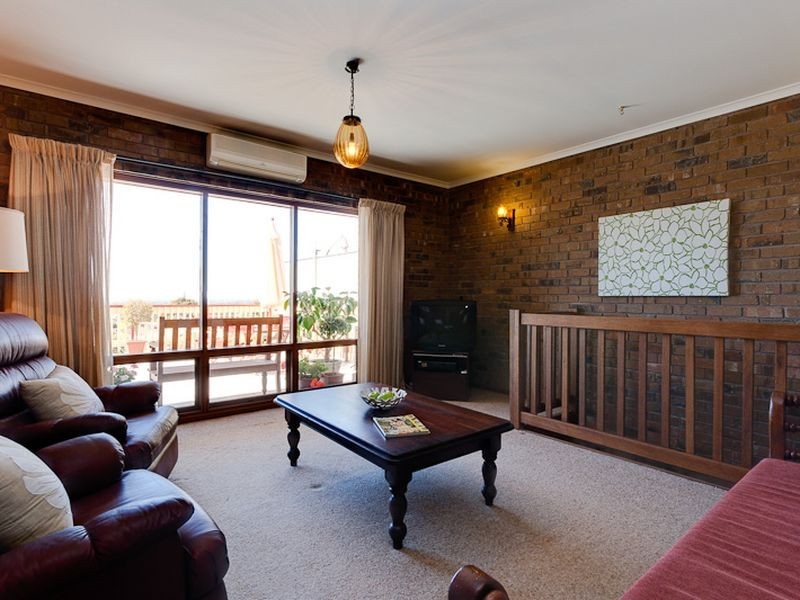 14 Sinclair Street, Seaview Downs SA 5049