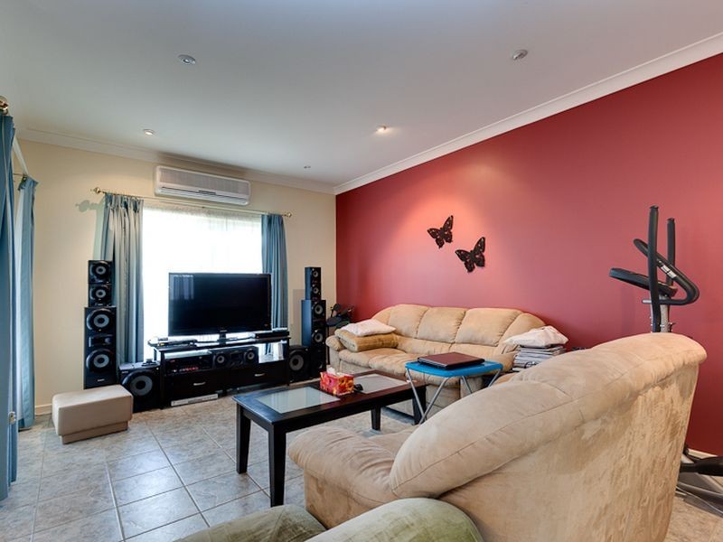 13 Hawkesbury Avenue, Kilburn SA 5084