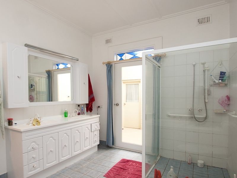 13 Hawkesbury Avenue, Kilburn SA 5084