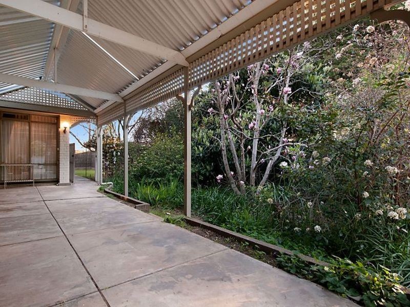 4 Amelia Street, Hove SA 5048