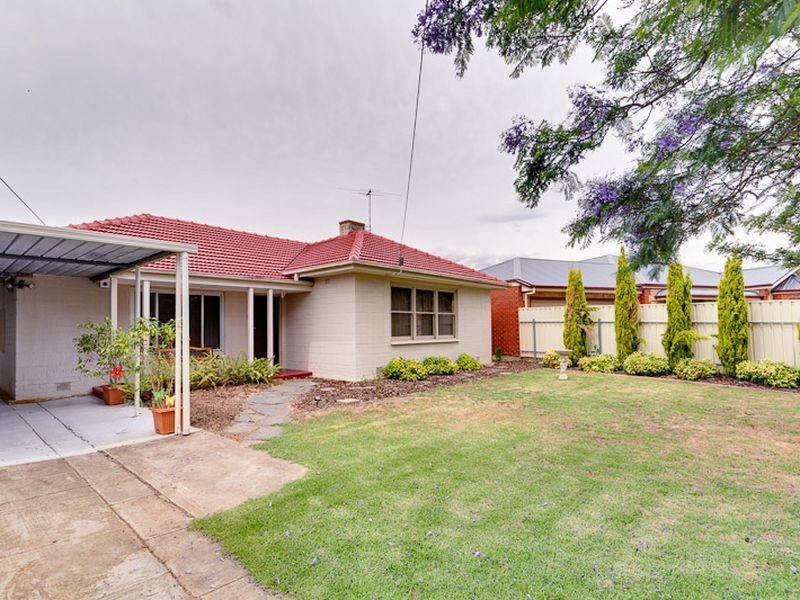 21 Ballara Avenue, Warradale SA 5046