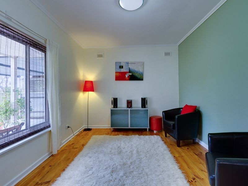 21 Ballara Avenue, Warradale SA 5046