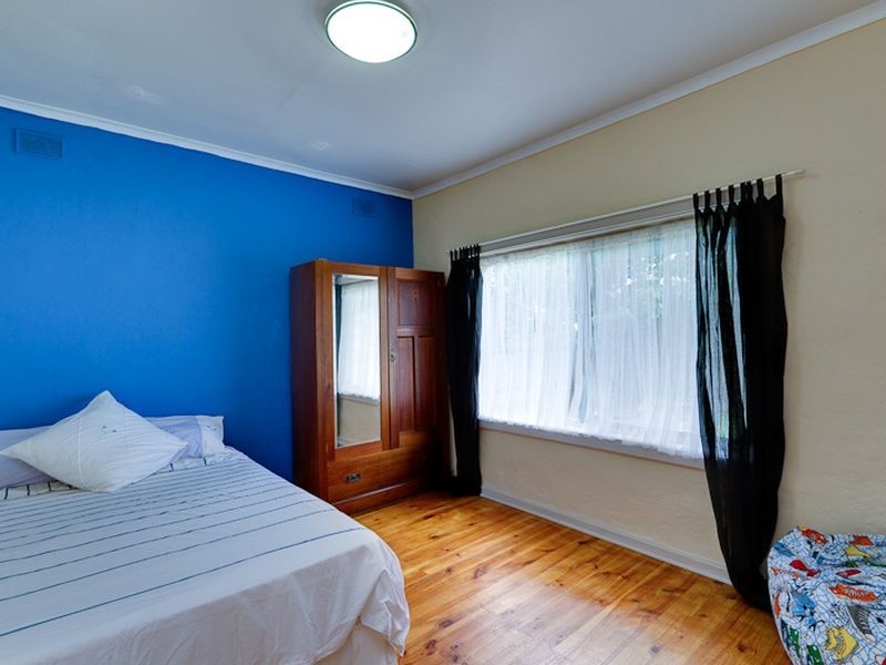 21 Ballara Avenue, Warradale SA 5046