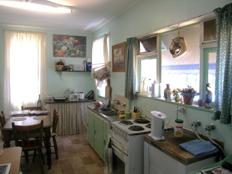 2 Howard Street, Dover Gardens SA 5048