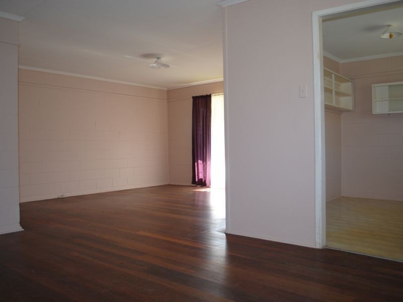 84 Merchiston Street, Acacia Ridge QLD 4110