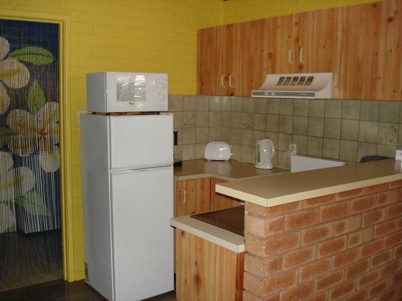 2/1 Charles Road, Broome WA 6725