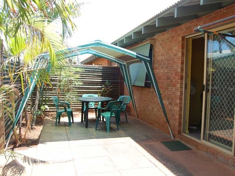 2/1 Charles Road, Broome WA 6725