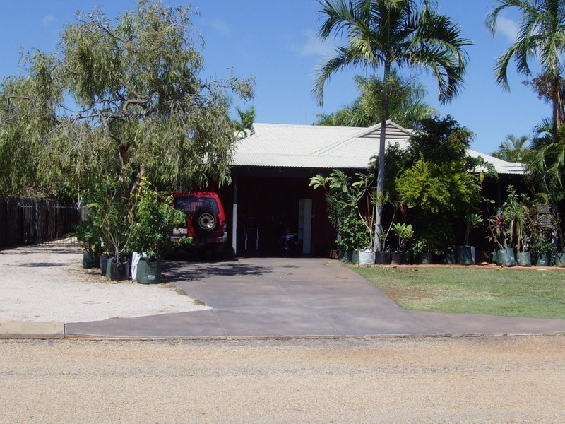 4 Charles Road, Broome WA 6725
