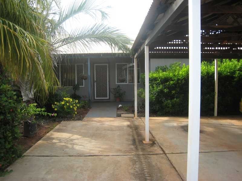 2/10 De Pledge Way, Cable Beach WA 6726