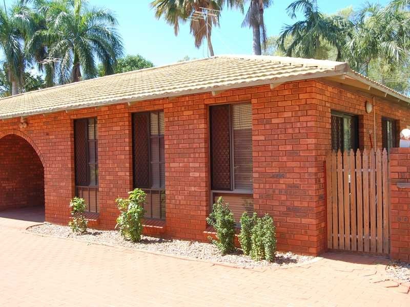 1/2 Robert Street, Broome WA 6725