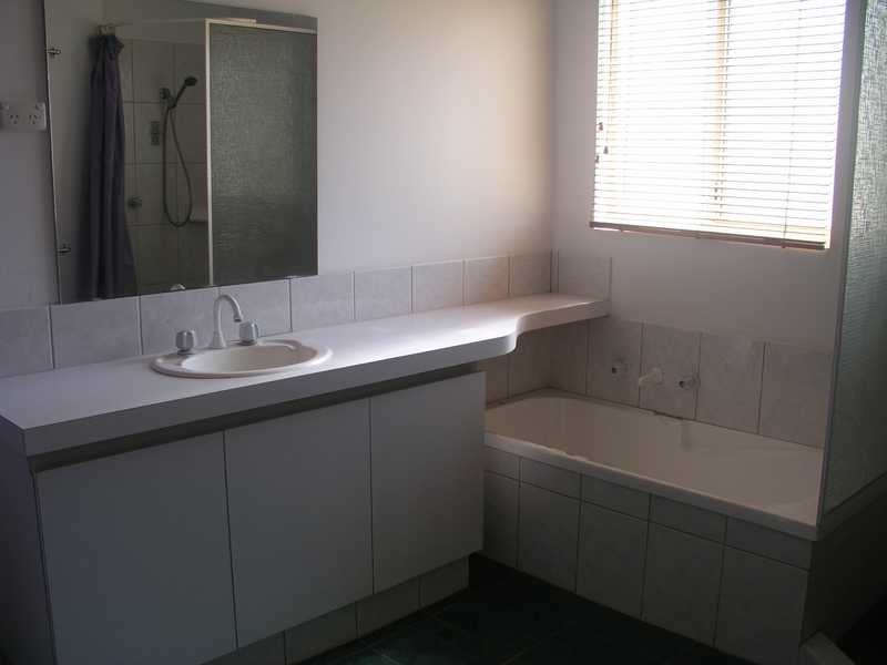 11B Hawkes Place, Cable Beach WA 6726