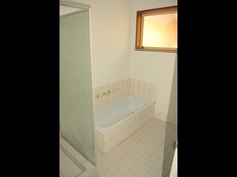 8A Hawkes Place, Cable Beach WA 6726