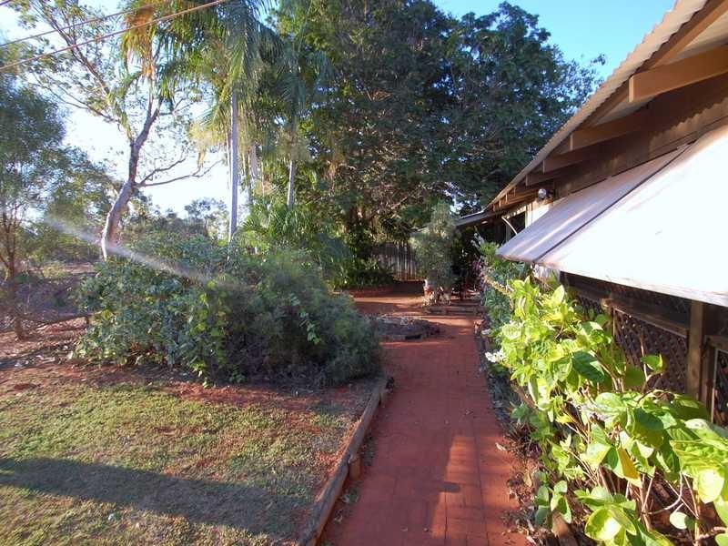 5 Leichhardt Place, Broome WA 6725