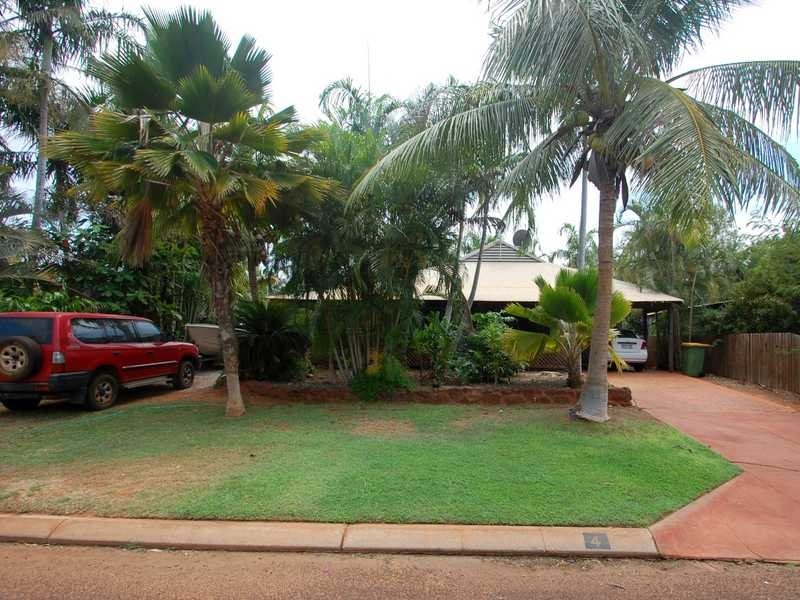 4 Manado Court, Cable Beach WA 6726