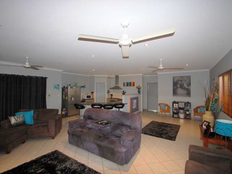 8 Flying Fox Avenue, Broome WA 6725
